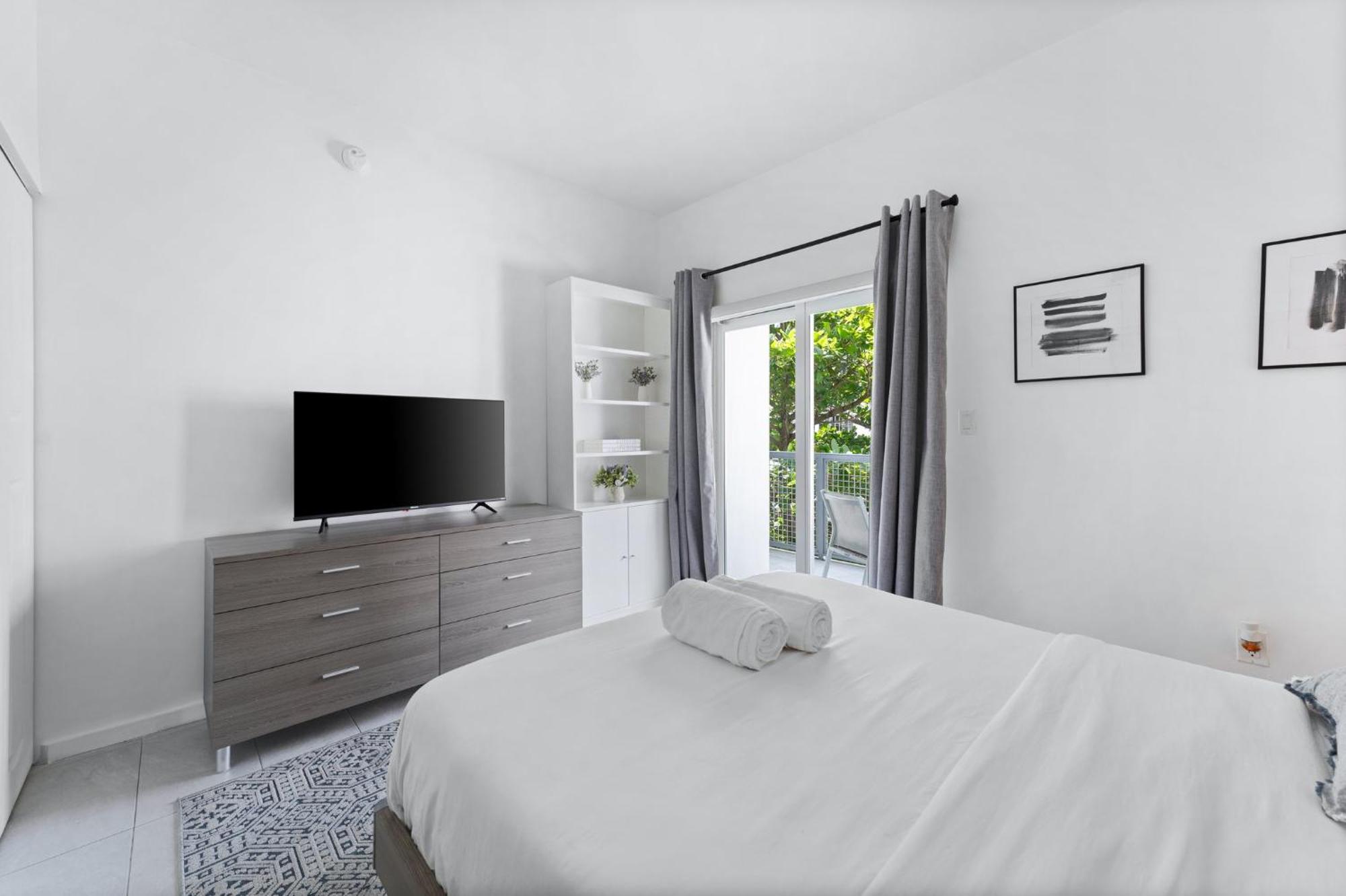 Modern Apartment In Edgewater ميامي الغرفة الصورة